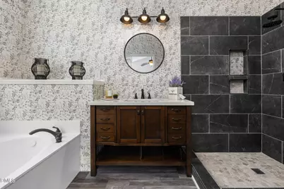 6901 Middleboro Drive, Raleigh, NC 27612 - Photo 26