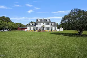 121 Erwin Ave, Erwin, NC 28339 - Photo 4
