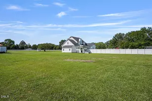 121 Erwin Ave, Erwin, NC 28339 - Photo 78