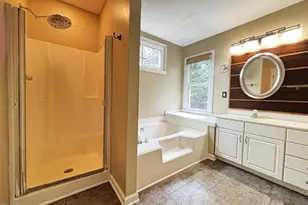 10205 Sorrills Creek Ln, Raleigh, NC 27614 - Photo 18