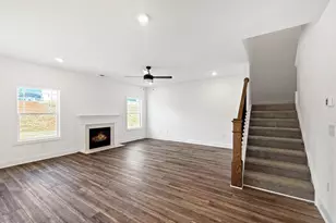 703 Dunlawton Ct, Sanford, NC 27330 - Photo 8