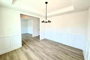 703 Dunlawton Ct, Sanford, NC 27330 - Photo 8