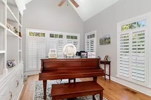 512 W Franklin St, Zebulon, NC 27597 - Photo 18