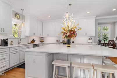 512 W Franklin Street, Zebulon, NC 27597 - Photo 14