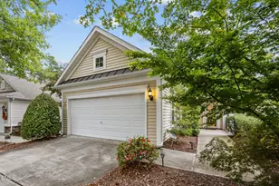 306 Fenmore Pl, Cary, NC 27519 - Photo 2
