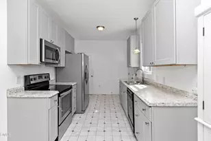 303 Denim Dr, Erwin, NC 28339 - Photo 16