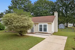 1916 River Knoll Dr, Raleigh, NC 27610 - Photo 4