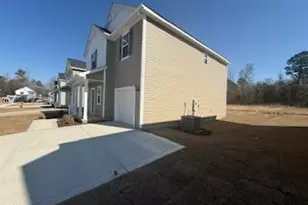 90 Stout Lndg, Dunn, NC 28334 - Photo 8