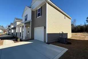 90 Stout Lndg, Dunn, NC 28334 - Photo 4