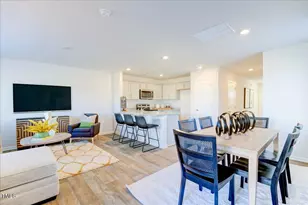 406 Cherry Laurel Dr, Sanford, NC 27332 - Photo 4