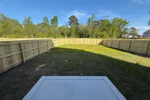 78 Stout Lndg, Dunn, NC 28334 - Photo 2