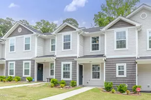 918 E Green St, Franklinton, NC 27525 - Photo 1