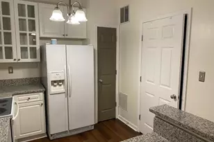 2110 Breezeway Dr, Raleigh, NC 27614 - Photo 10