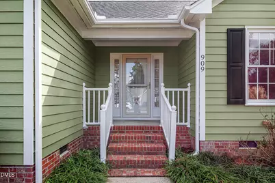909 Sunset Drive, Fuquay Varina, NC 27526 - Photo 12