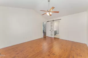 687 W Watson Rd, Benson, NC 27504 - Photo 10