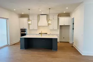 2710 Pathway Dr, Chapel Hill, NC 27516 - Photo 2