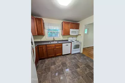 912 Dixie Trail, Raleigh, NC 27607 - Photo 8