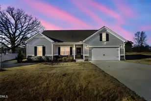 94 Bonnie Girl Ct, Lillington, NC 27546 - Photo 4
