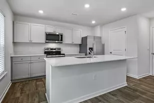 140 Carriedelle Ln, Wilsons Mills, NC 27577 - Photo 8