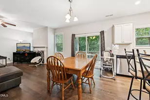 112 Edgefield St, Clayton, NC 27520 - Photo 6