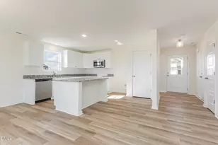 32 Littlefield Ln, La Grange, NC 28551 - Photo 14