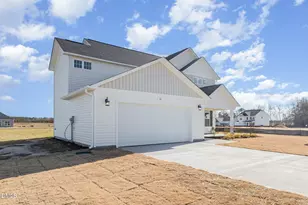 32 Littlefield Ln, La Grange, NC 28551 - Photo 2