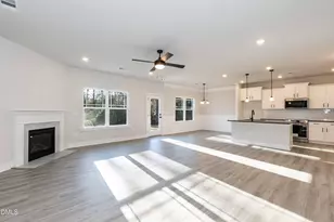 710 Dunlawton Ct, Sanford, NC 27330 - Photo 6