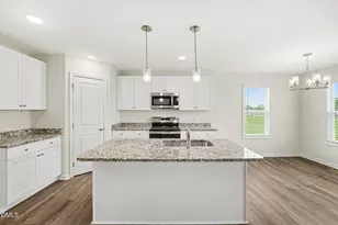 35 Littlefield Ln, La Grange, NC 28551 - Photo 8