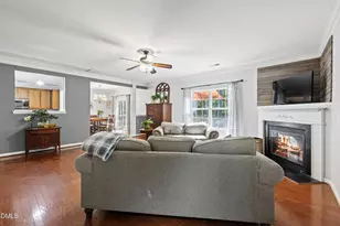 218 River Hills Dr, Clayton, NC 27527 - Photo 12