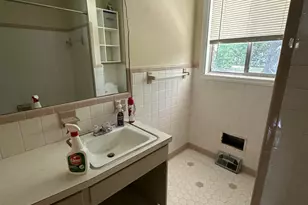 115 W Judd St, Zebulon, NC 27597 - Photo 8