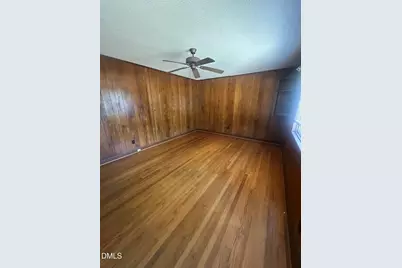 115 W Judd Street, Zebulon, NC 27597 - Photo 2