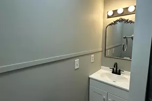 309 E Horton St, Zebulon, NC 27597 - Photo 8