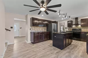 940 Carnegie Dr, Fayetteville, NC 28311 - Photo 8