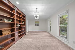 6925 Valley Lake Dr, Raleigh, NC 27612 - Photo 16