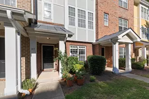 147 Dove Cottage Ln, Cary, NC 27519 - Photo 2