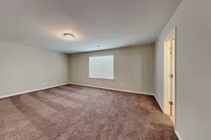 124 Hunterwood Pl, Benson, NC 27504 - Photo 8