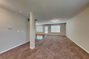 124 Hunterwood Pl, Benson, NC 27504 - Photo 4