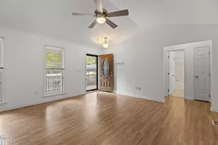 101 Richmond Dr, Archer Lodge, NC 27527 - Photo 8