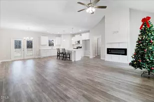 309 Creeks Edge Dr, Pikeville, NC 27863 - Photo 8