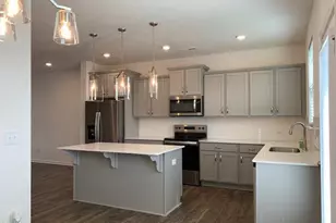 93 Camel Crazies Pl, Lillington, NC 27546 - Photo 2