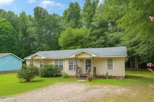 228 Crozier St, Henderson, NC 27536 - Photo 2