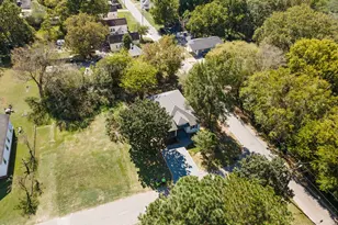 411 W I St, Erwin, NC 28339 - Photo 26