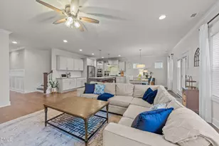 2425 Glade Mill Ct, Fuquay Varina, NC 27526 - Photo 8