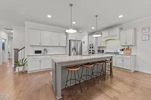 2425 Glade Mill Ct, Fuquay Varina, NC 27526 - Photo 10