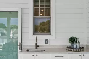 2612 Tidwell St, Raleigh, NC 27608 - Photo 48