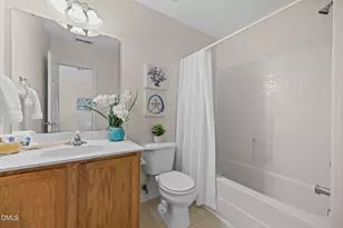 1717 Medallion Dr, Durham, NC 27704 - Photo 14