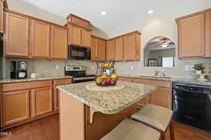 711 Keystone Park Dr, Morrisville, NC 27560 - Photo 4