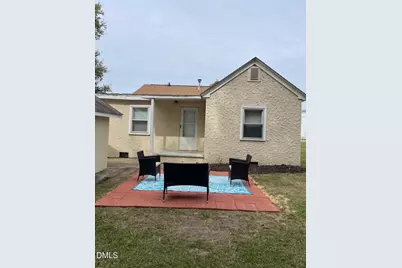 804 E Lizzie Street, Selma, NC 27576 - Photo 4