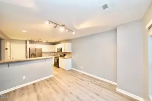 15 Red Sunset Ln, Durham, NC 27703 - Photo 6