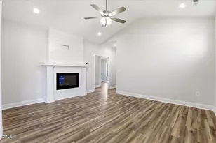 606 S Vance St, Fremont, NC 27830 - Photo 8